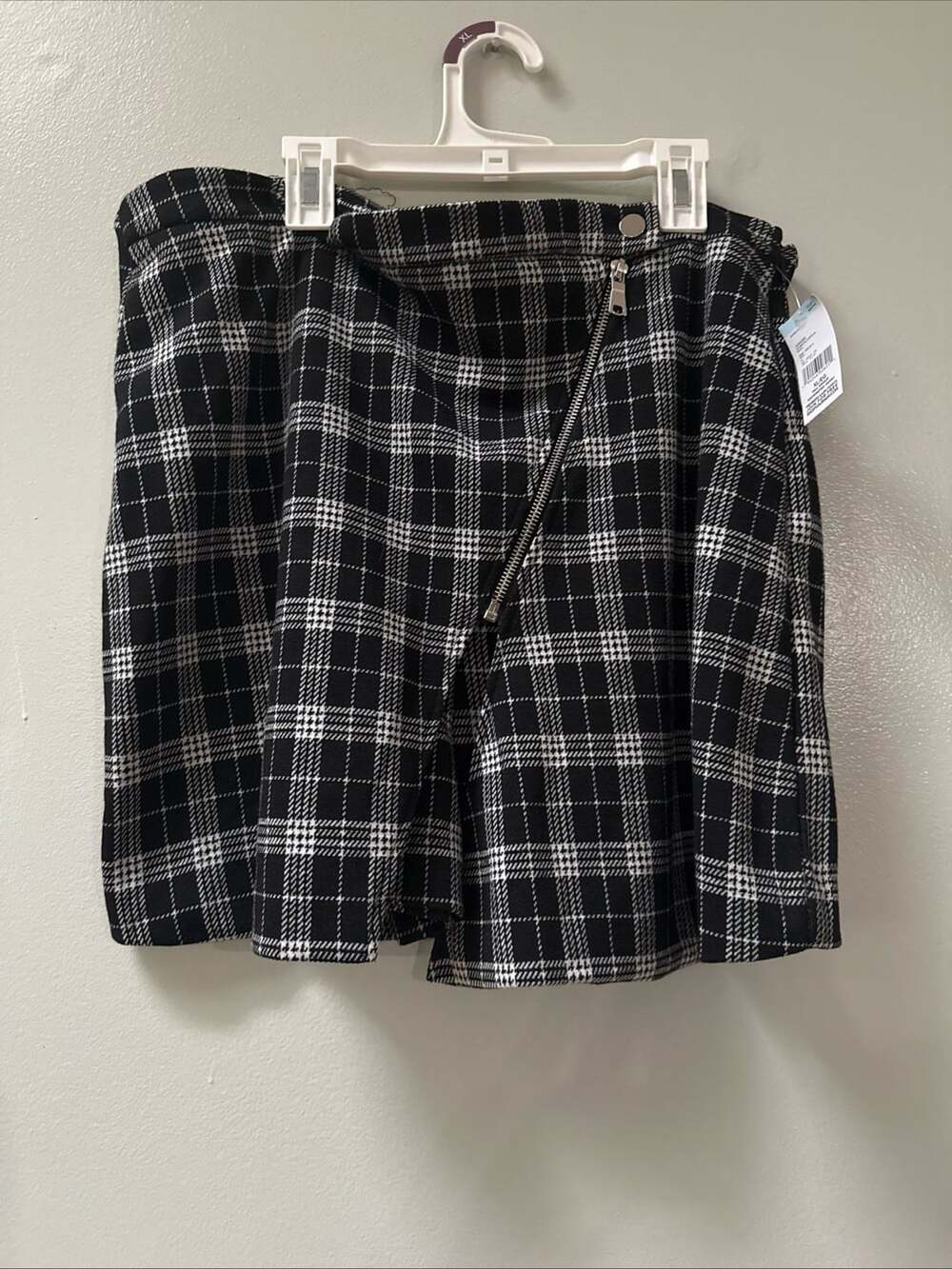AMP Black and White Plaid Skirt with Zippers , Size M